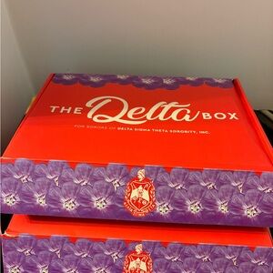 Delta Box set of 2 size XXXL